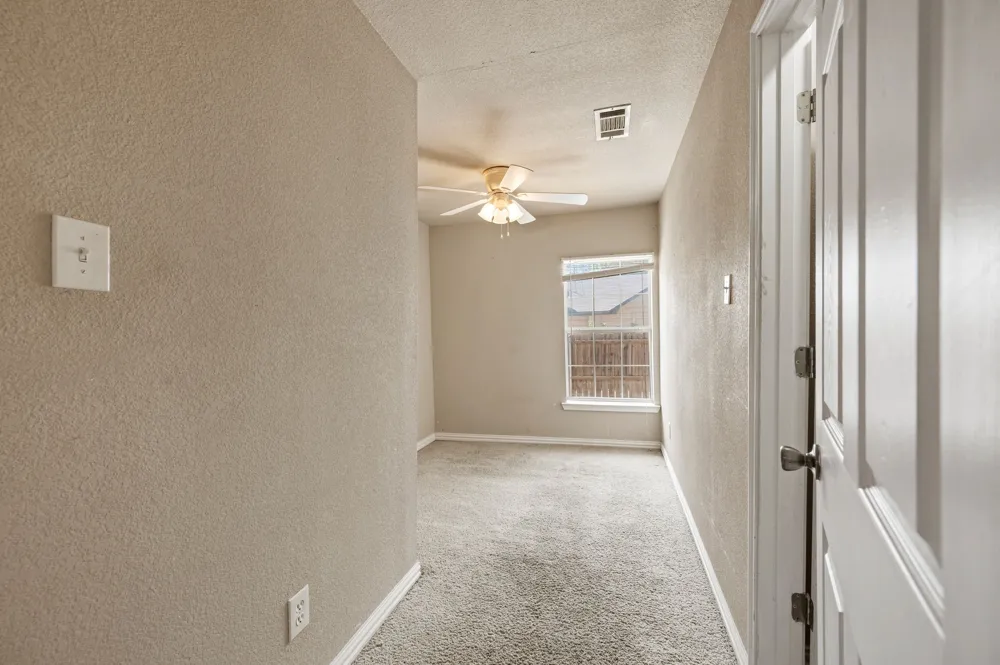 422 Wood Street Denton, TX 76209