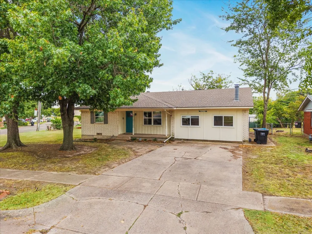 6522 Finch Drive Greenville, TX 75402