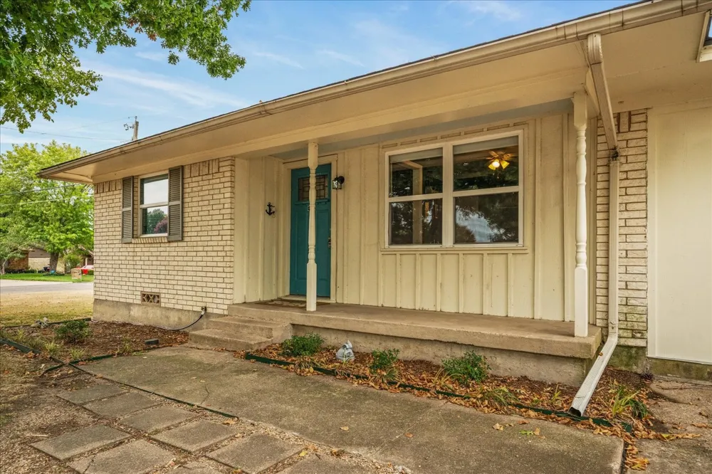 6522 Finch Drive Greenville, TX 75402