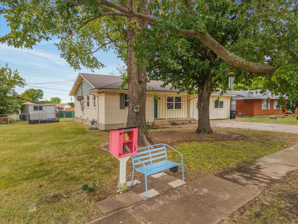 6522 Finch Drive Greenville, TX 75402