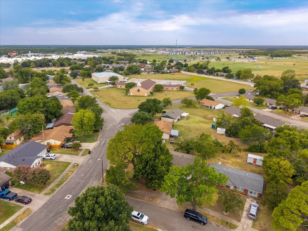 6522 Finch Drive Greenville, TX 75402