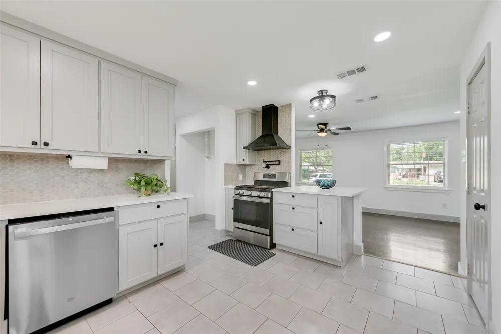 10116 San Lorenzo Drive Dallas, TX 75228