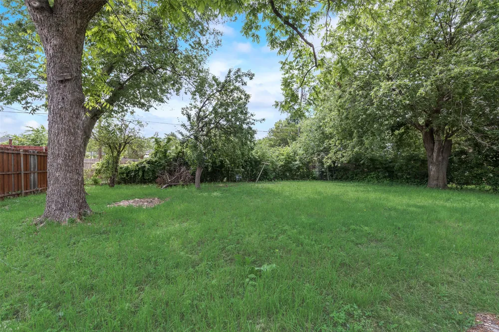 10116 San Lorenzo Drive Dallas, TX 75228