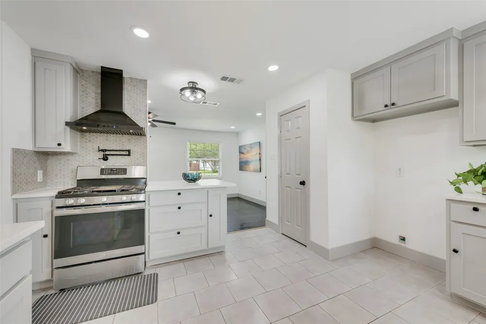 10116 San Lorenzo Drive Dallas, TX 75228