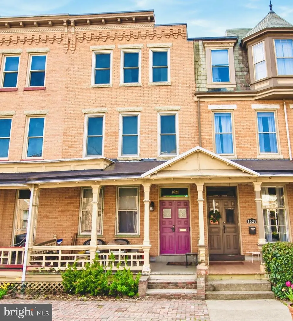 1622 GREEN STREET Harrisburg, PA 17102