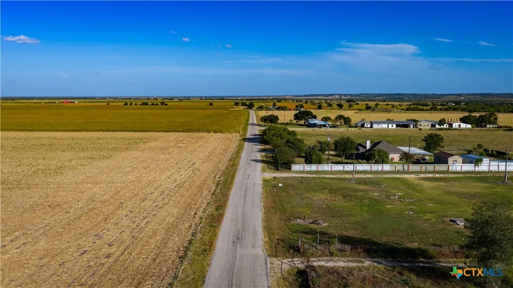 2850 Bylerpool Road Kingsbury, TX 78638