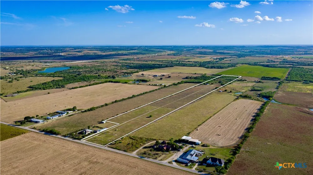2850 Bylerpool Road Kingsbury, TX 78638