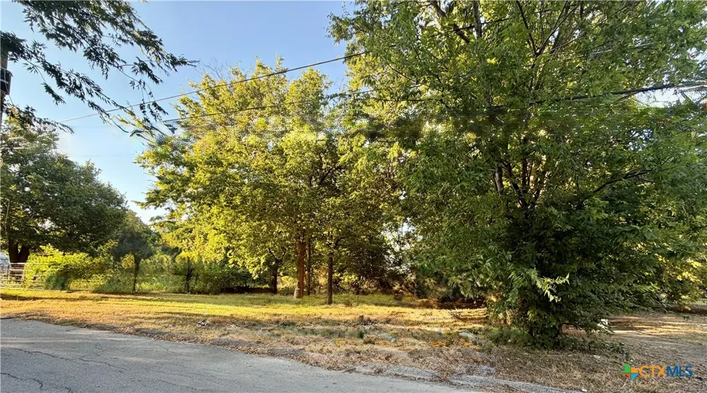 713 E Avenue D Temple, TX 76501