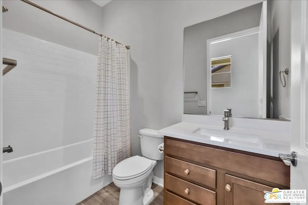 100 Zinfandel Rancho Mirage, CA 92270