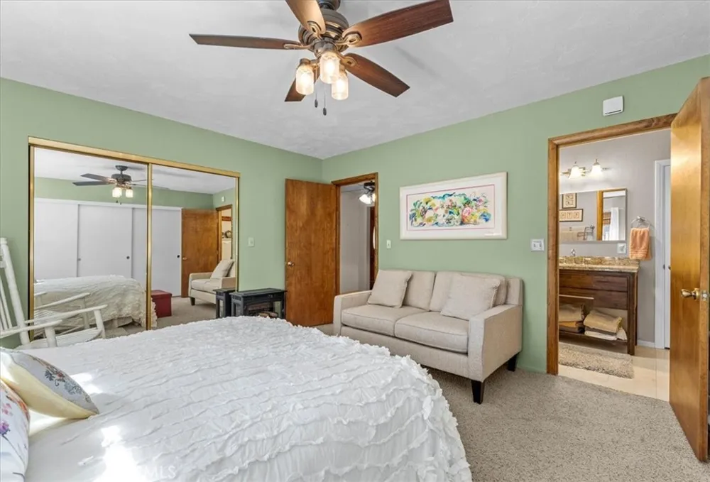 1902 Virginia Wrightwood, CA 92397