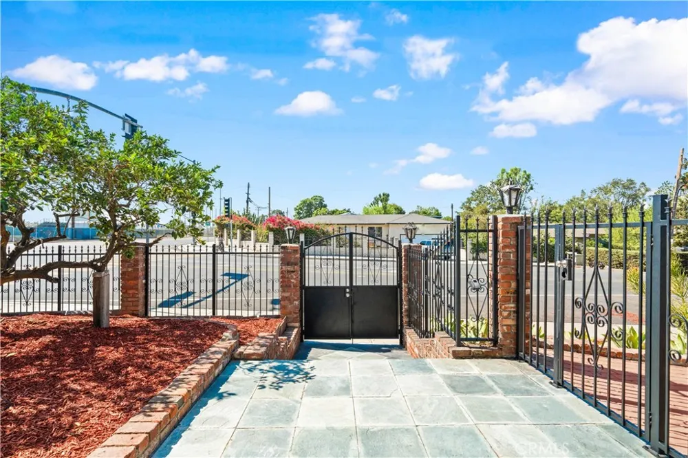 101 W Madison Avenue Placentia, CA 92870