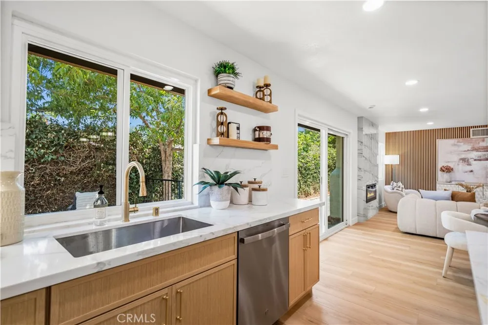 101 W Madison Avenue Placentia, CA 92870