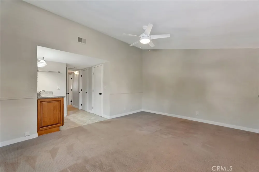 512 Amber Drive Huntington Beach, CA 92648