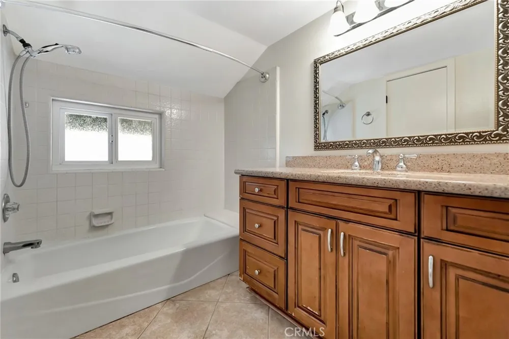 512 Amber Drive Huntington Beach, CA 92648