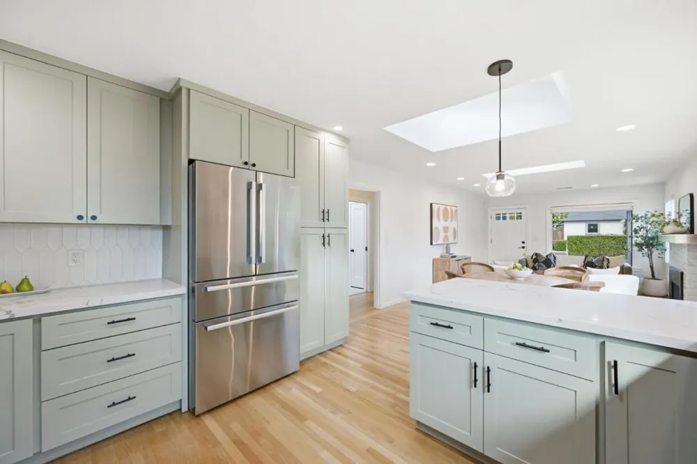 1005 Hall Street San Carlos, CA 94070