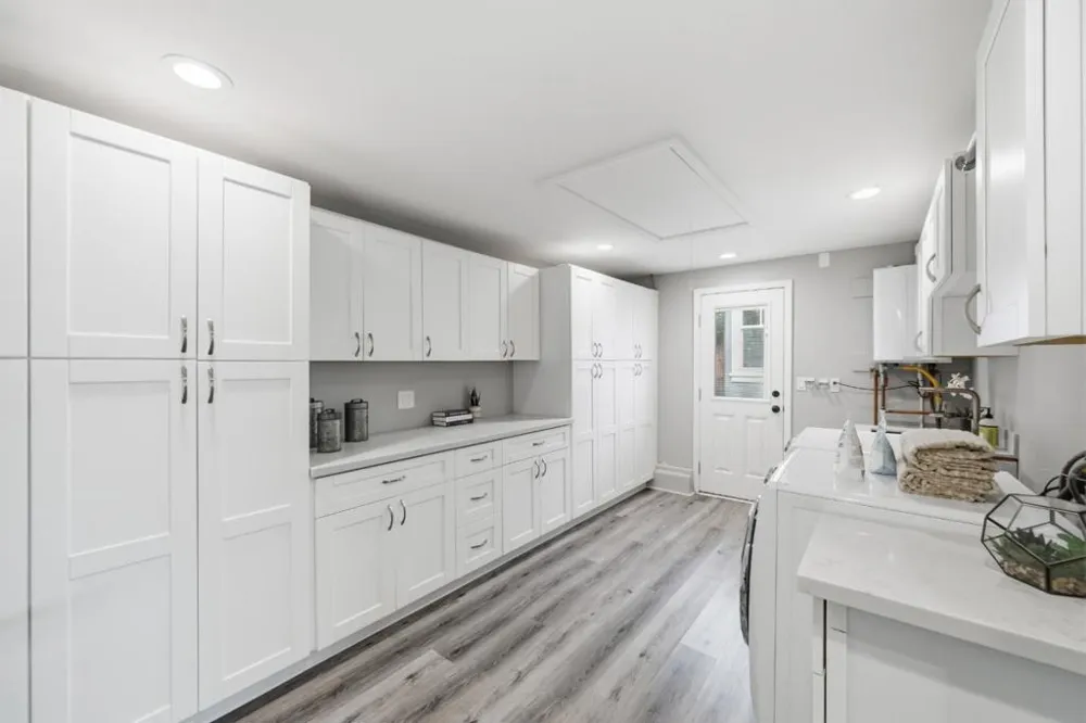 1005 Hall Street San Carlos, CA 94070