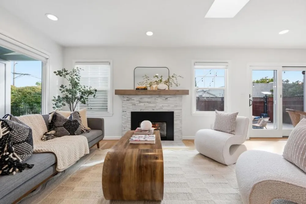 1005 Hall Street San Carlos, CA 94070