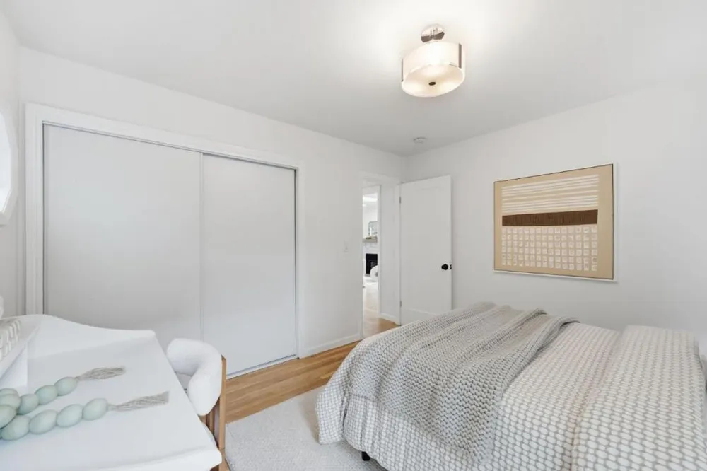 1005 Hall Street San Carlos, CA 94070
