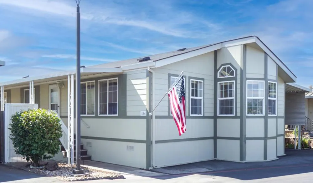8282 Murray Avenue #116 Gilroy, CA 95020