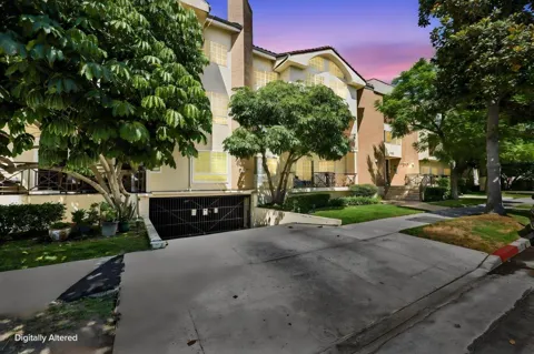 1131 Campbell #212
