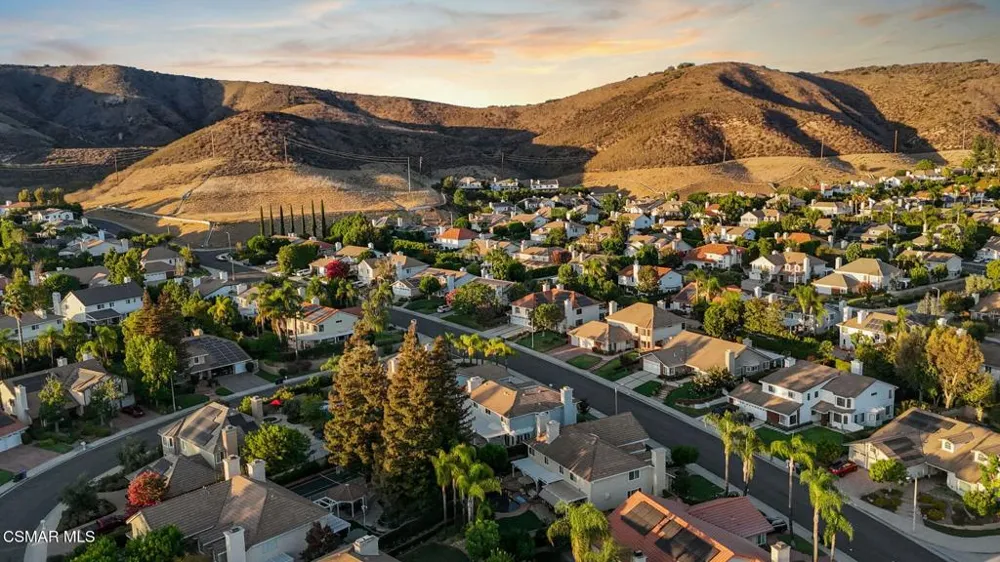 5765 Ridgebrook Drive Agoura Hills, CA 91301