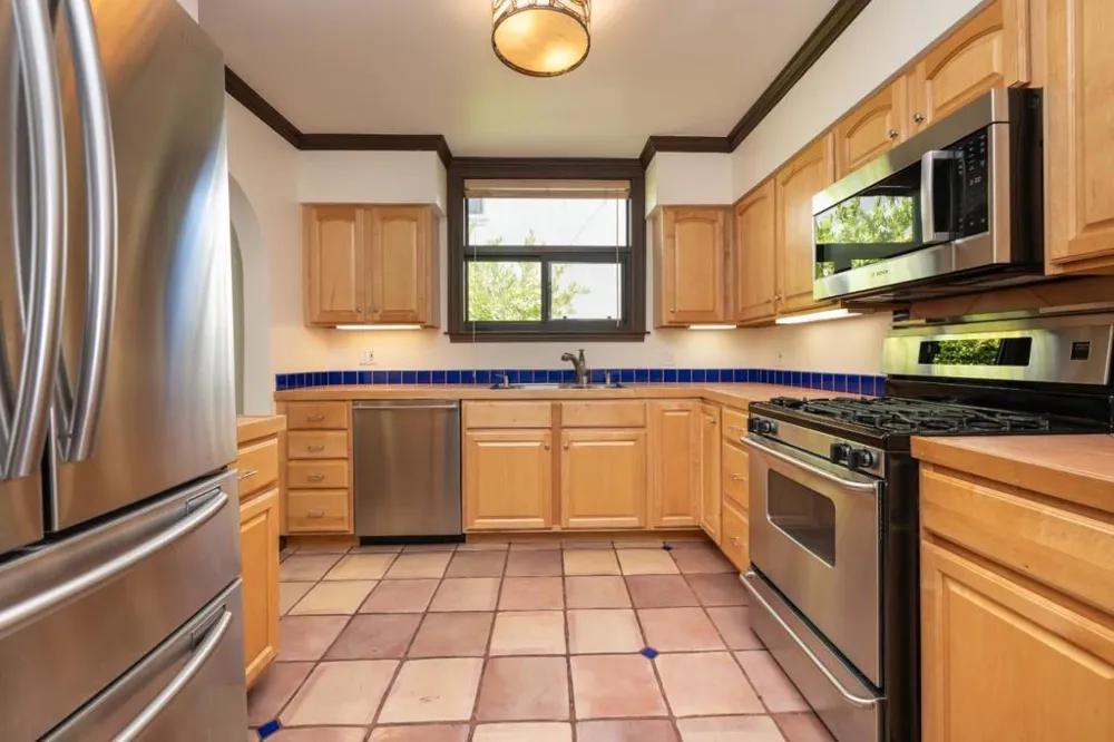 341 Laurel Avenue Millbrae, CA 94030
