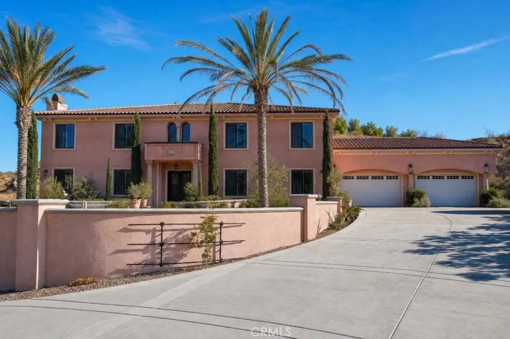 17190 Small Canyon Lane Riverside, CA 92506