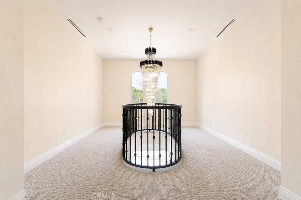17190 Small Canyon Lane Riverside, CA 92506