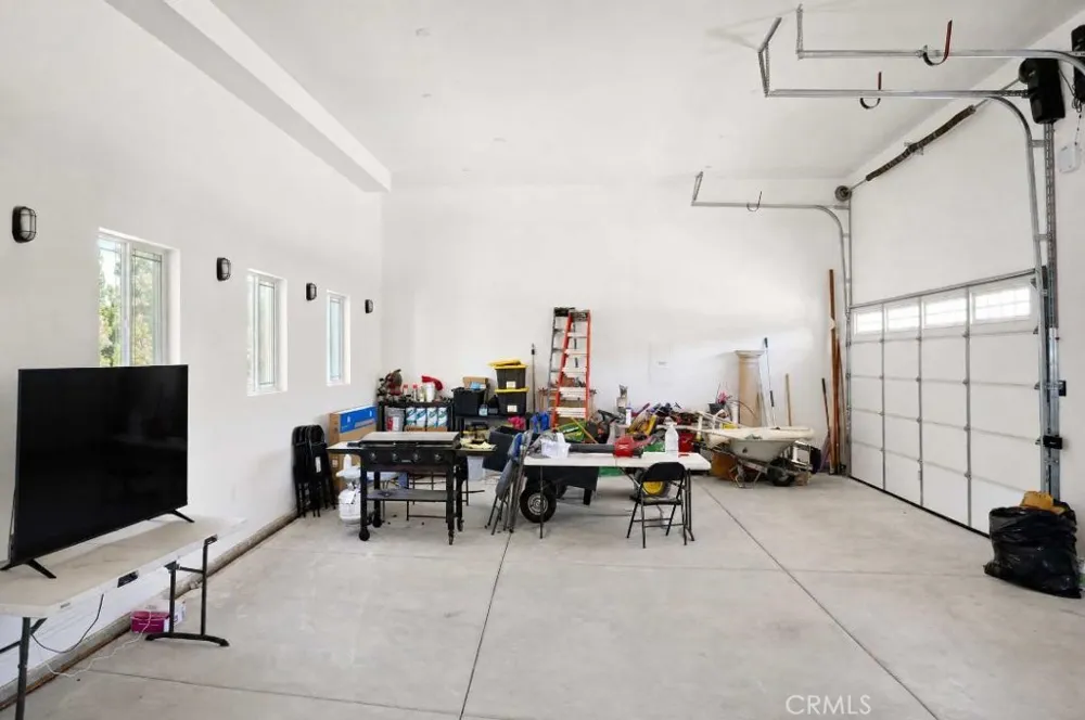 17190 Small Canyon Lane Riverside, CA 92506