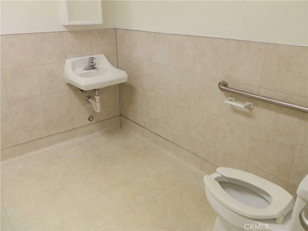 3200 Riverside Paso Robles, CA 93446