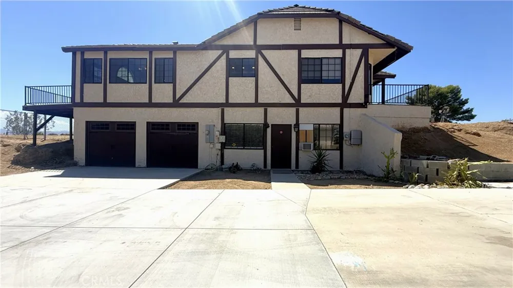 13043 4th Victorville, CA 92395