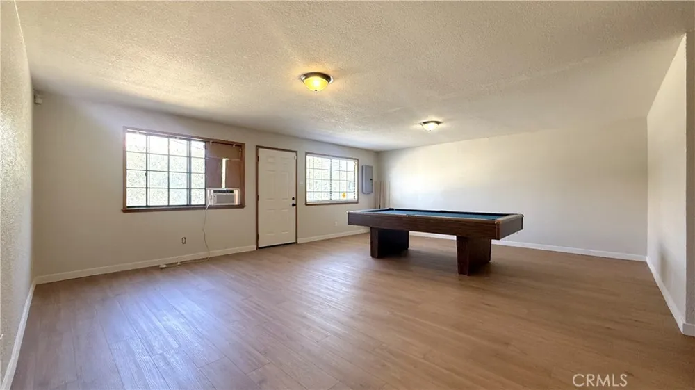 13043 4th Victorville, CA 92395
