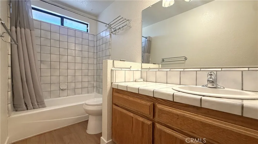 13043 4th Victorville, CA 92395