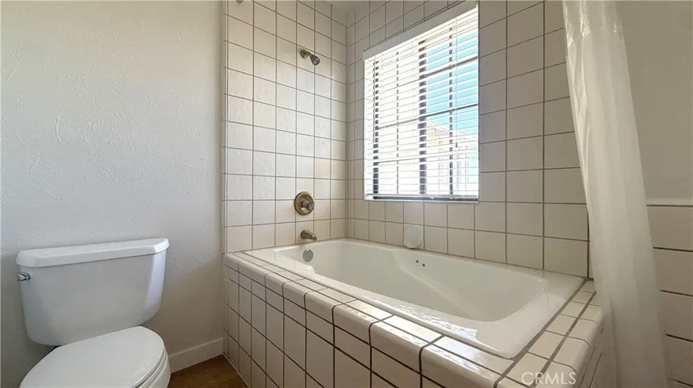 13043 4th Victorville, CA 92395