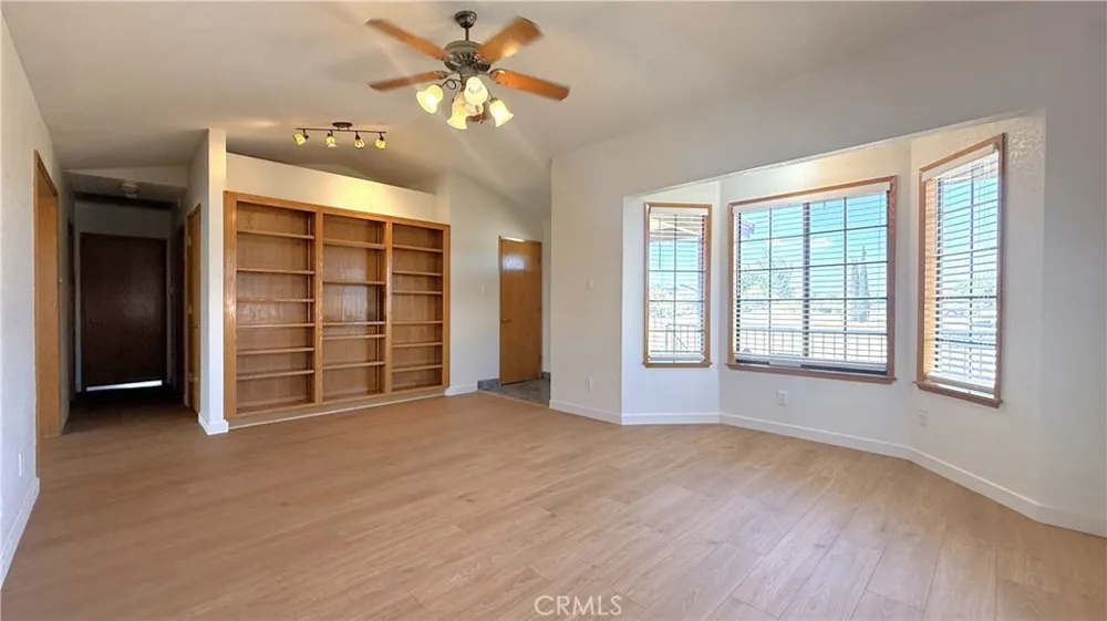 13043 4th Victorville, CA 92395