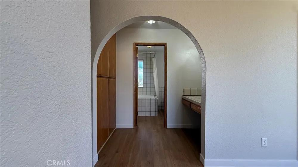 13043 4th Victorville, CA 92395