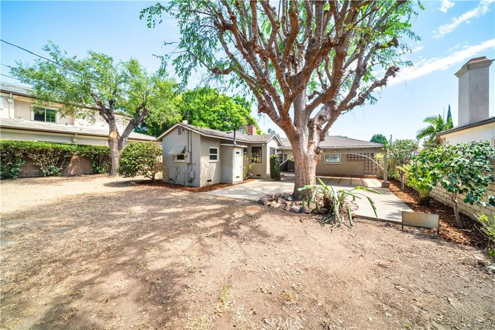 2231 Greenfield Arcadia, CA 91006
