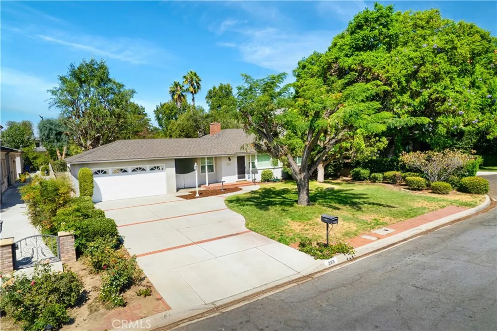 2231 Greenfield Arcadia, CA 91006