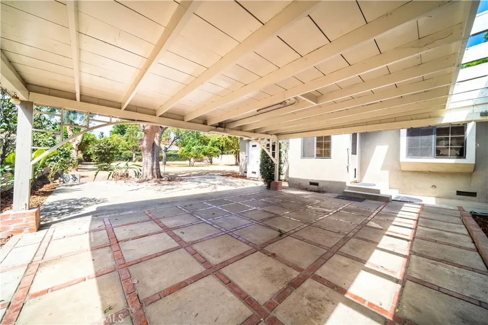 2231 Greenfield Arcadia, CA 91006