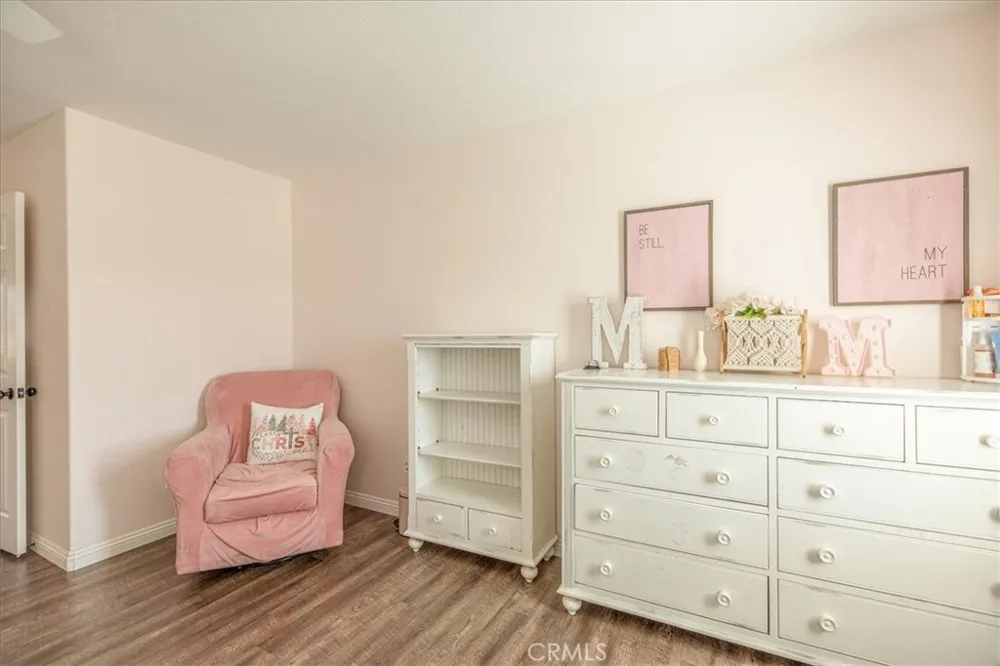 19302 De Marco Riverside, CA 92508