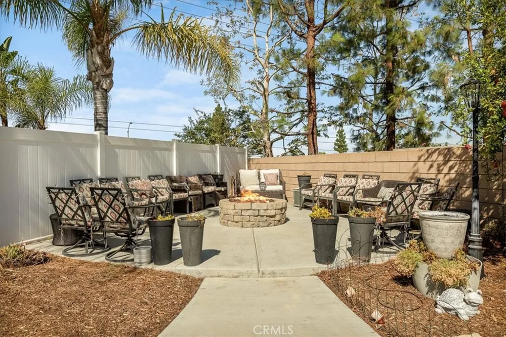 19302 De Marco Riverside, CA 92508