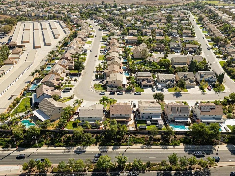19302 De Marco Riverside, CA 92508