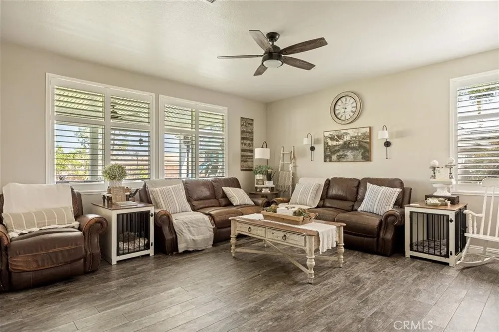 19302 De Marco Riverside, CA 92508