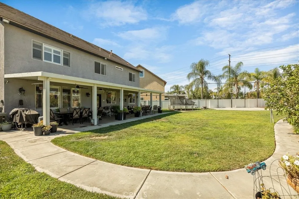 19302 De Marco Riverside, CA 92508