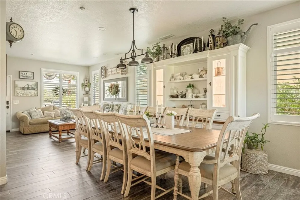 19302 De Marco Riverside, CA 92508