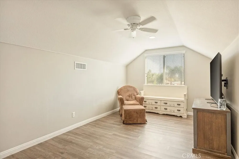 19302 De Marco Riverside, CA 92508