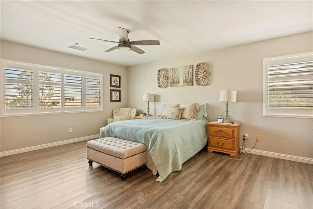 19302 De Marco Riverside, CA 92508