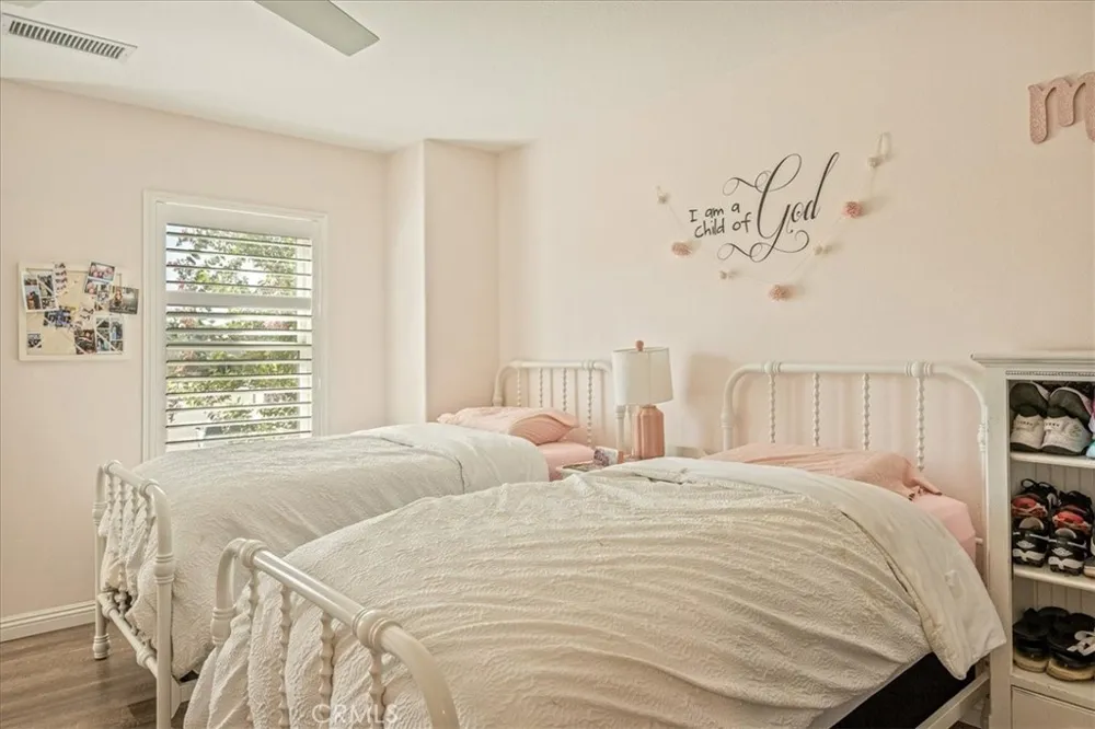 19302 De Marco Riverside, CA 92508