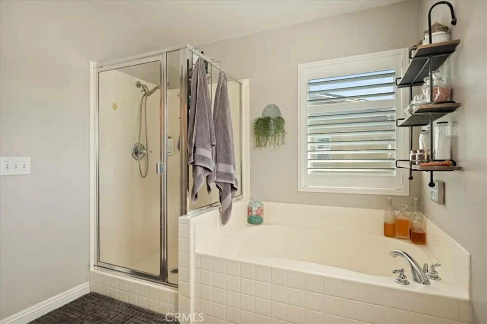 19302 De Marco Riverside, CA 92508