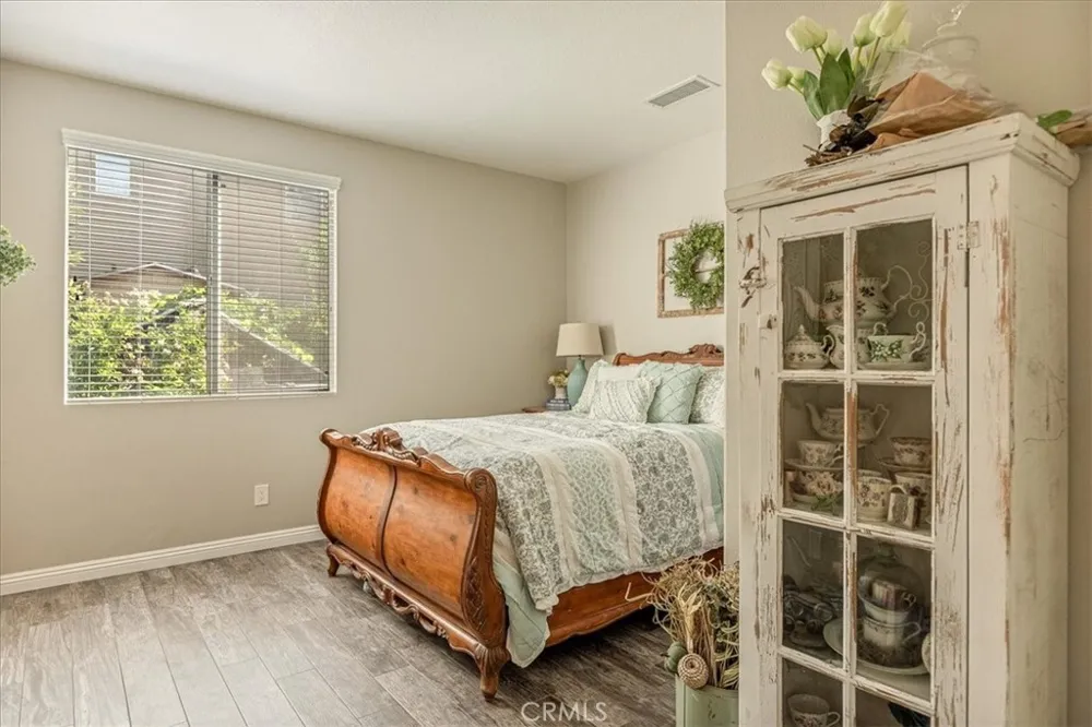 19302 De Marco Riverside, CA 92508